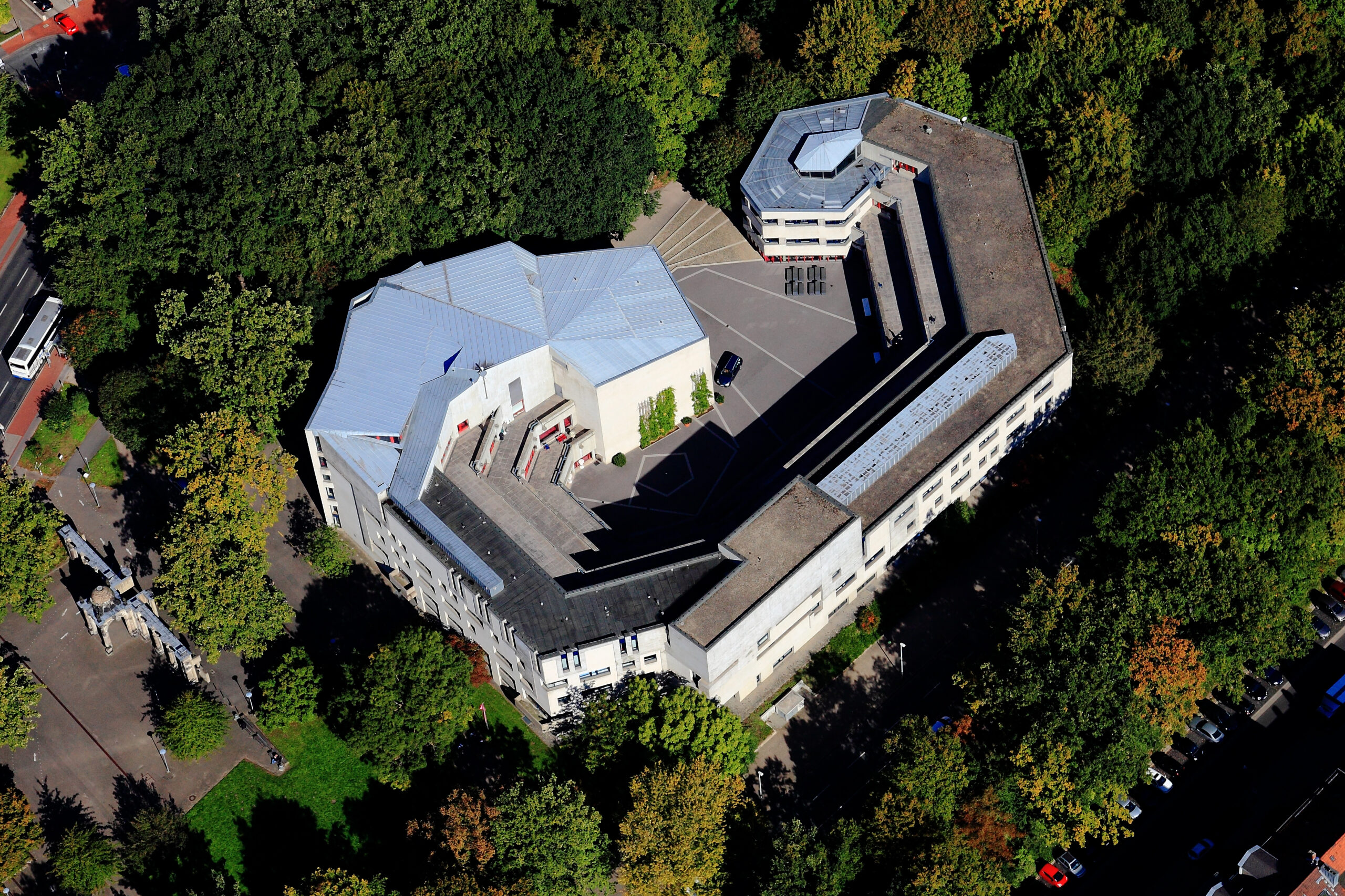 Hanover University of Music, Drama and Media (HMTMH) from above